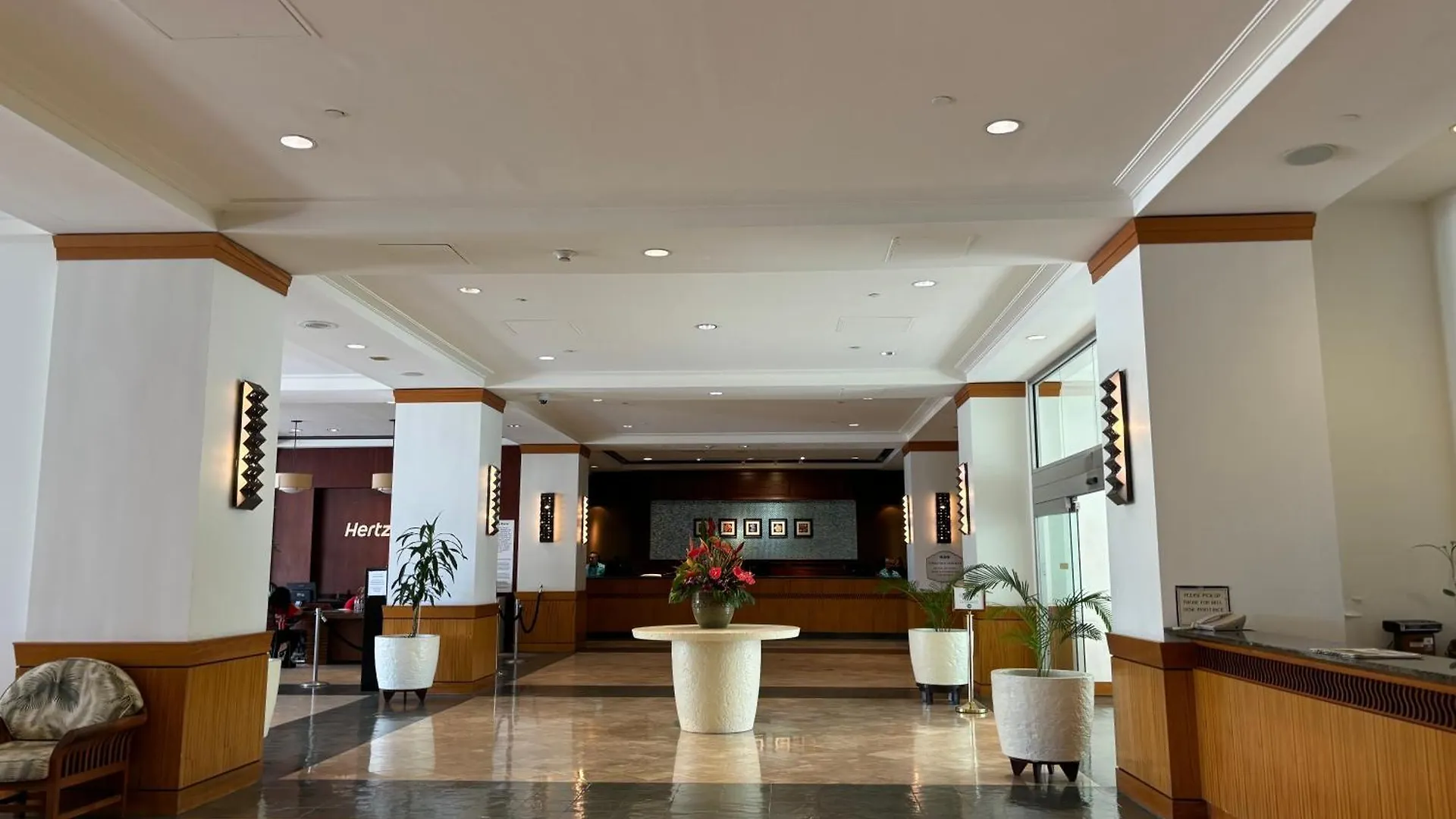 Ilikai Apt 1042 - Spacious Studio With Ocean-Lagoon Views Honolulu 0*,  ABD